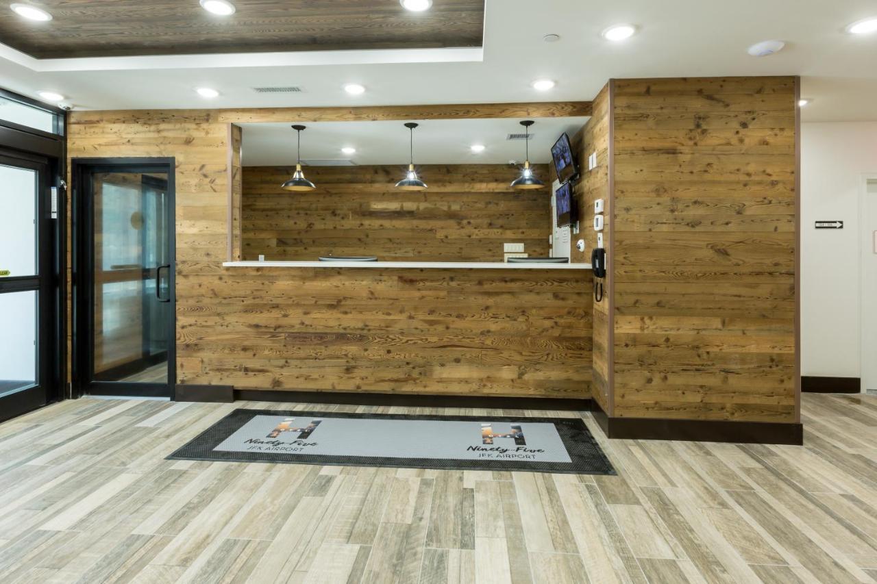 Hotel Ninety Five - Jfk Airport Nowy Jork Zewnętrze zdjęcie
